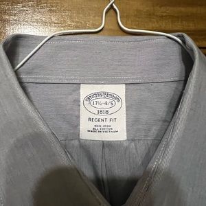 Brooks Brothers Dress Shirt (17 1/2 -34/35)